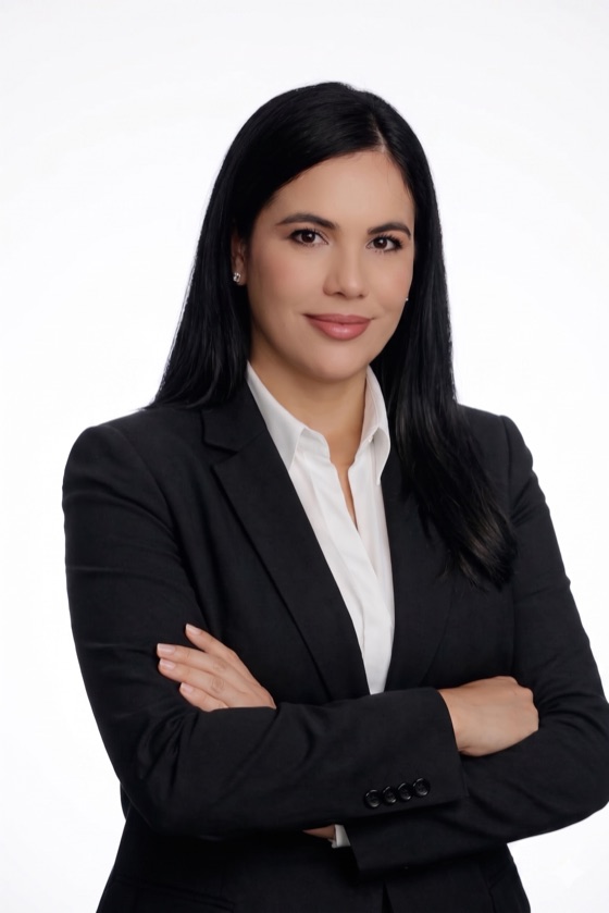 Lisandra Pino, paralegal en John Lester Law Firm